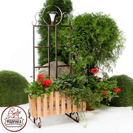 Садовая цветочница