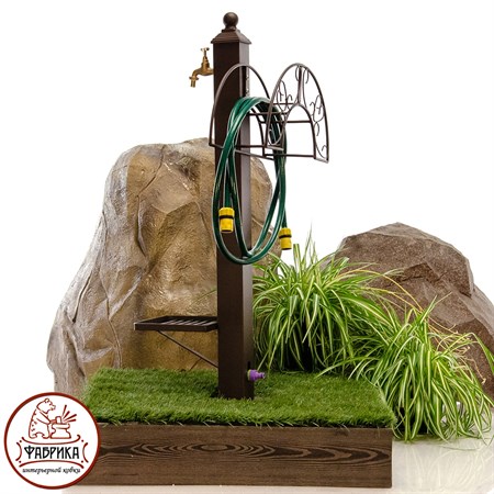 Садовая колонка водопроводная