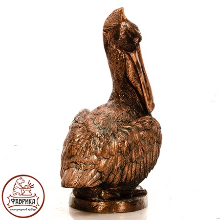 Декоративная фигура Пеликан