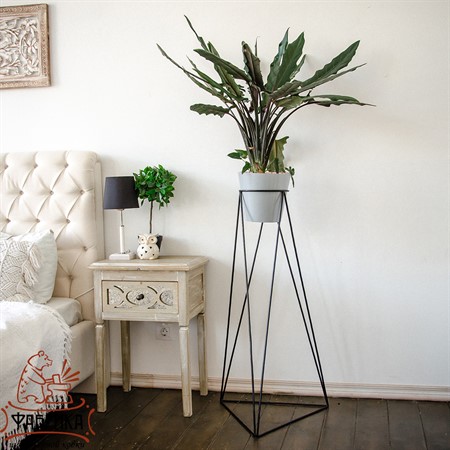 Подставка под цветы лофт