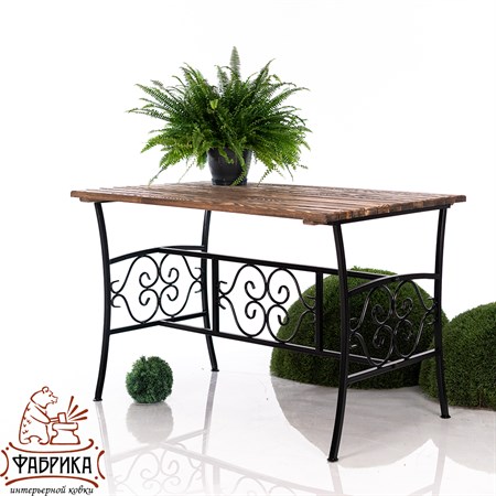 Кованый стол для сада