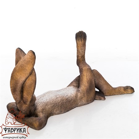 Фигура для дачи заяц