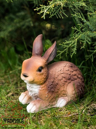 Фигура для оформления витрины магазина