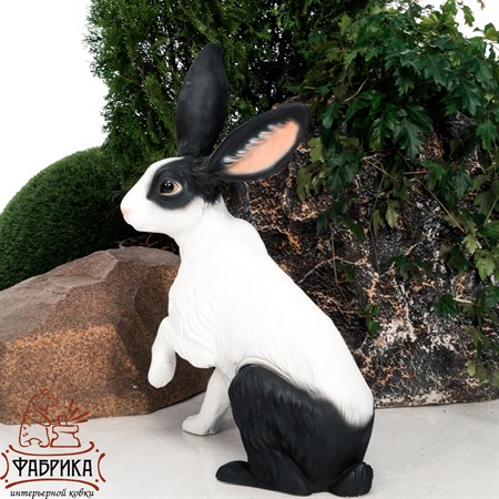 Фигура Заяц, цвет: белый с чёрным