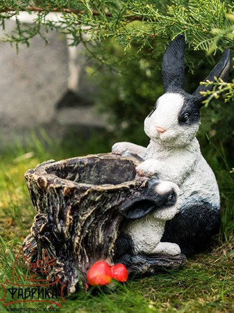 Кашпо Зайчиха с зайчонком, цвет: белый с чёрным