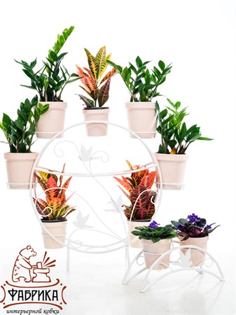 металлическая цветочница