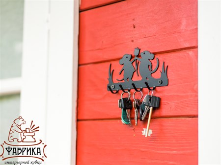 ключница с лазерной резкой по металлу