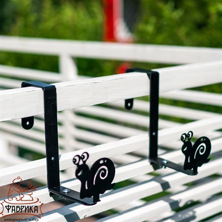 металлические кронштейны