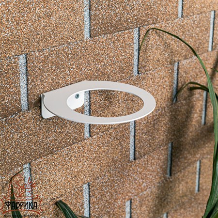 металлический кронштейн