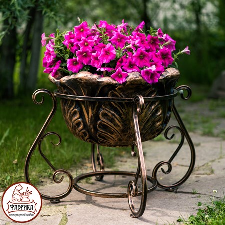 из металла и стеклопластика